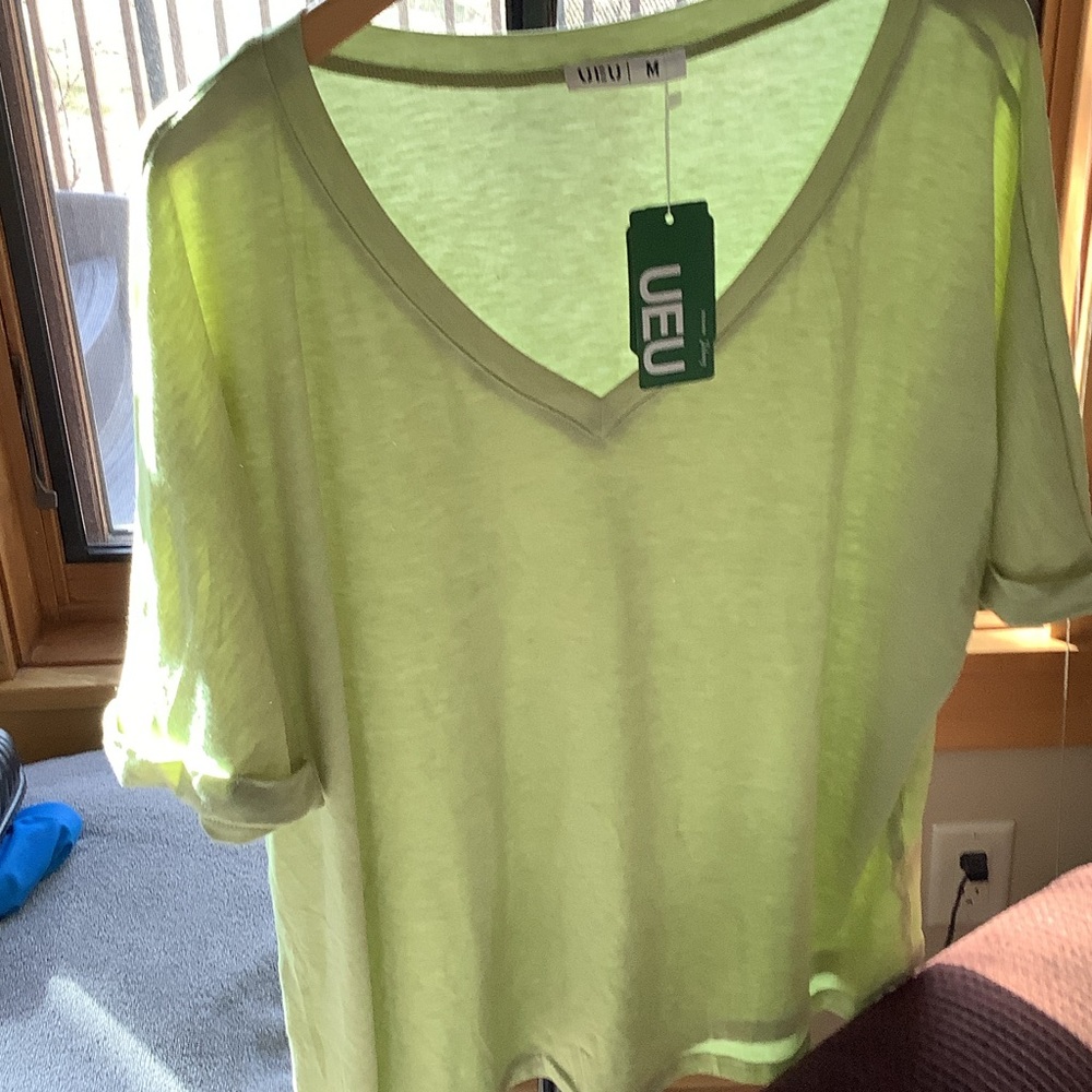 UE Light Lime V-Neck Short Sleeve Tee